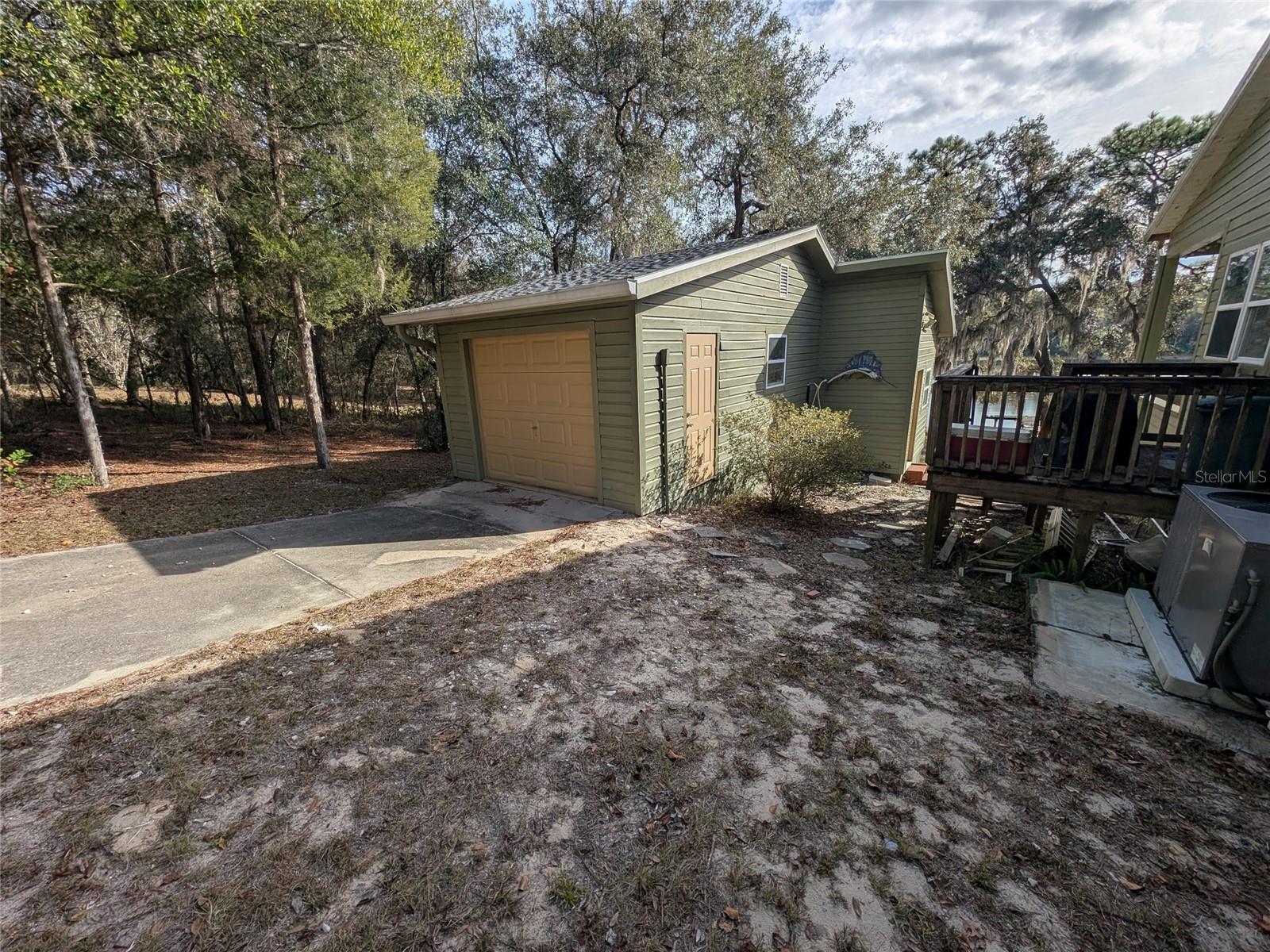 Image 58 of 91 For 14730 61st Street Road