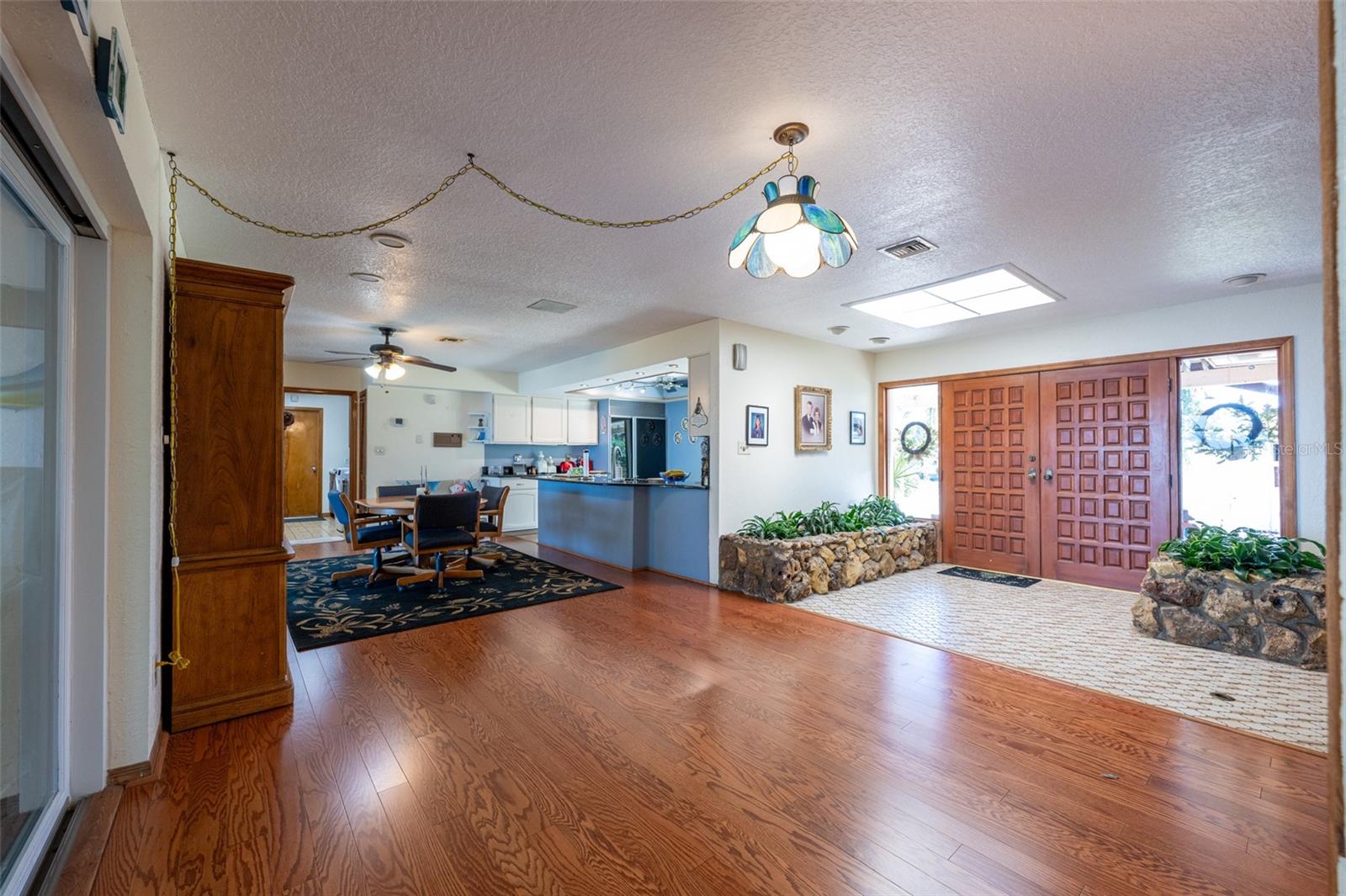 Image 12 of 40 For 620 Lake Kathryn Circle