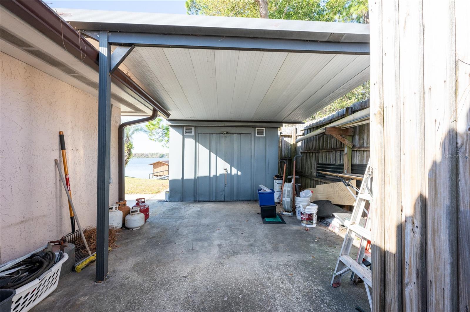 Image 31 of 40 For 620 Lake Kathryn Circle