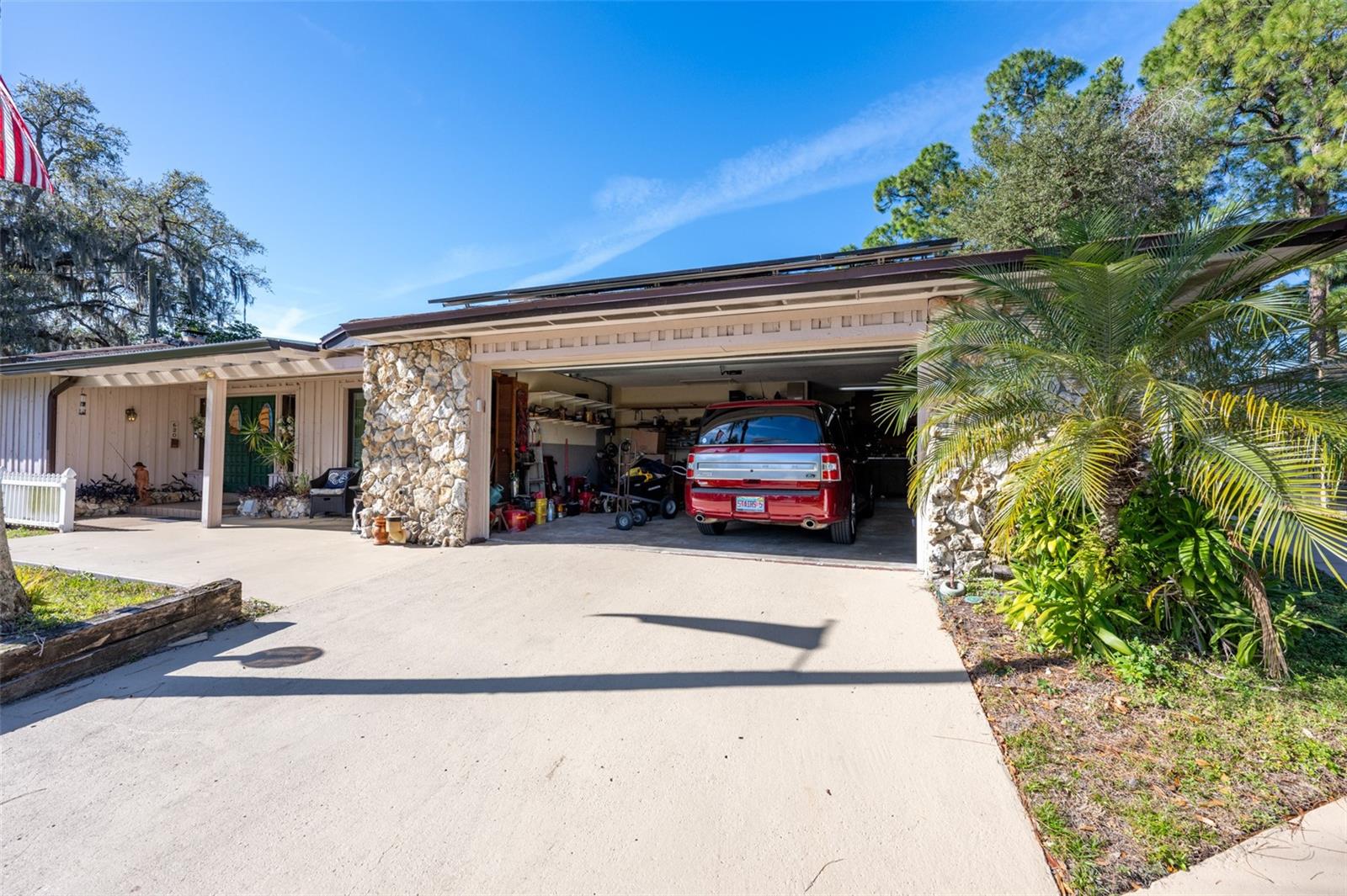 Image 32 of 40 For 620 Lake Kathryn Circle