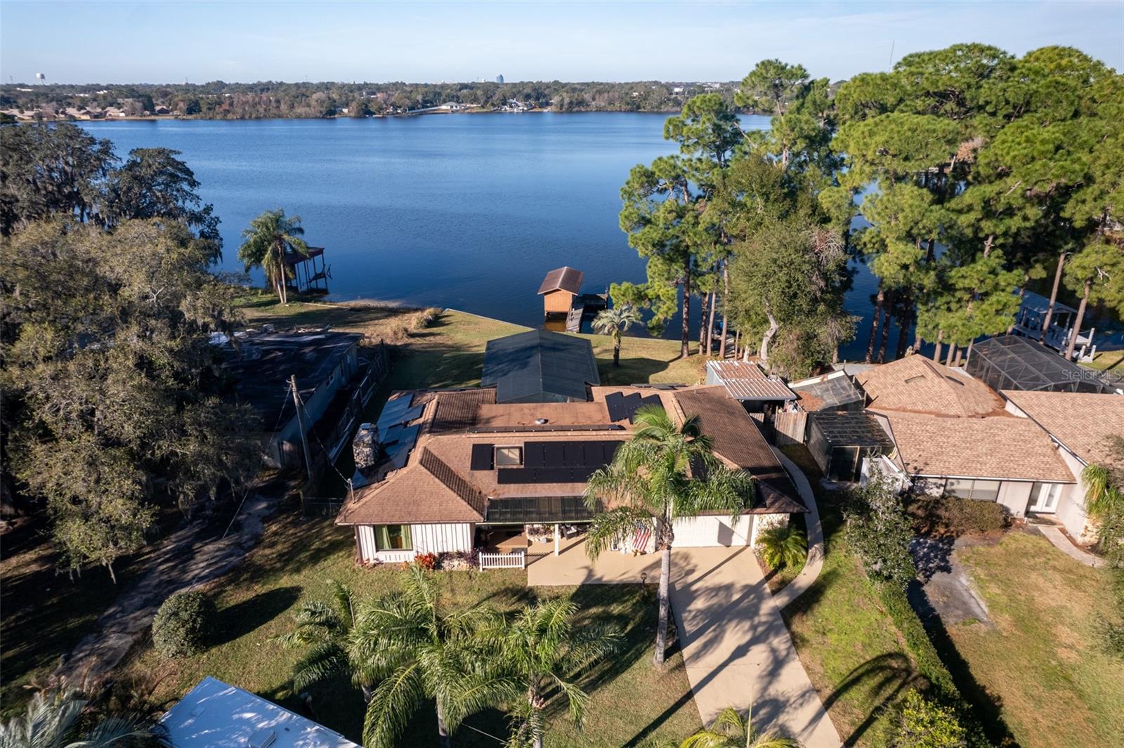 Image 6 of 40 For 620 Lake Kathryn Circle