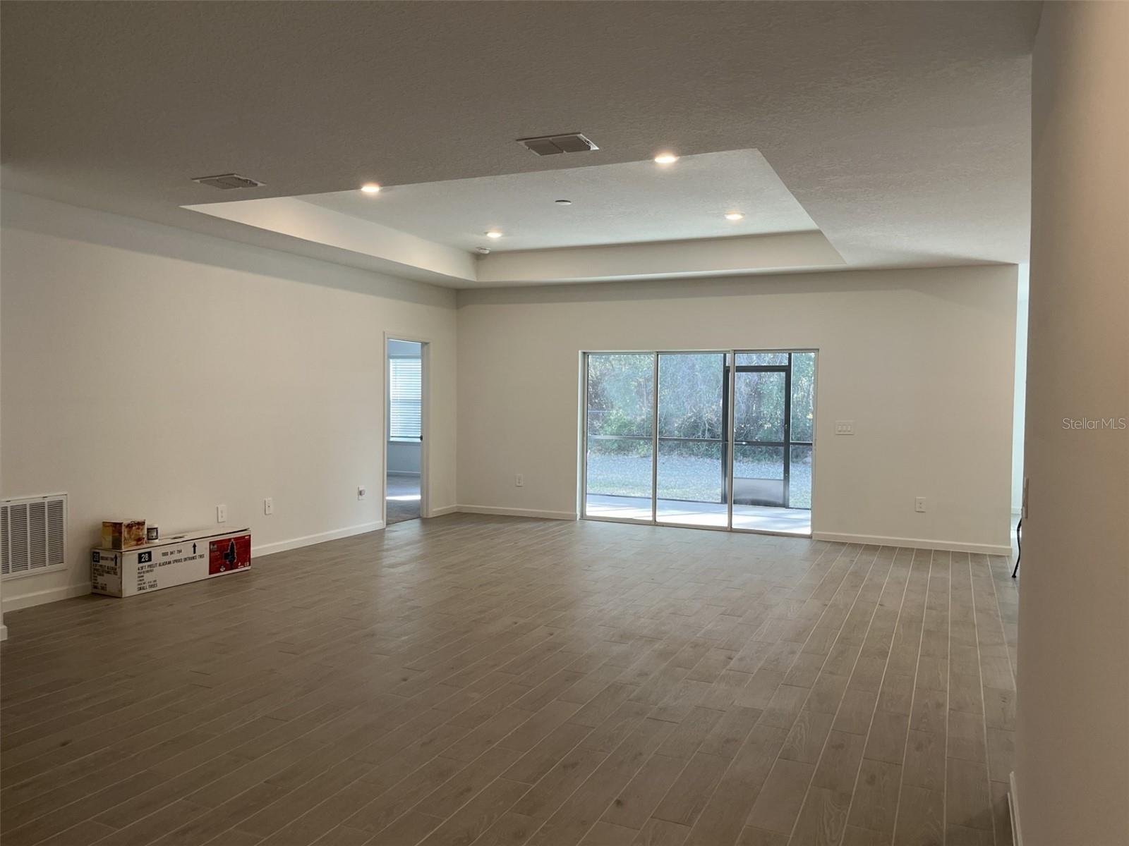 Image 14 of 70 For 19735 77th Loop