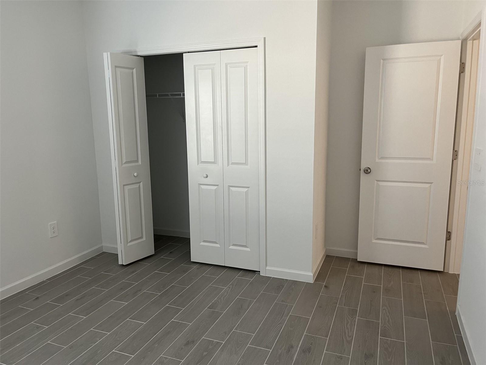 Image 34 of 70 For 19735 77th Loop