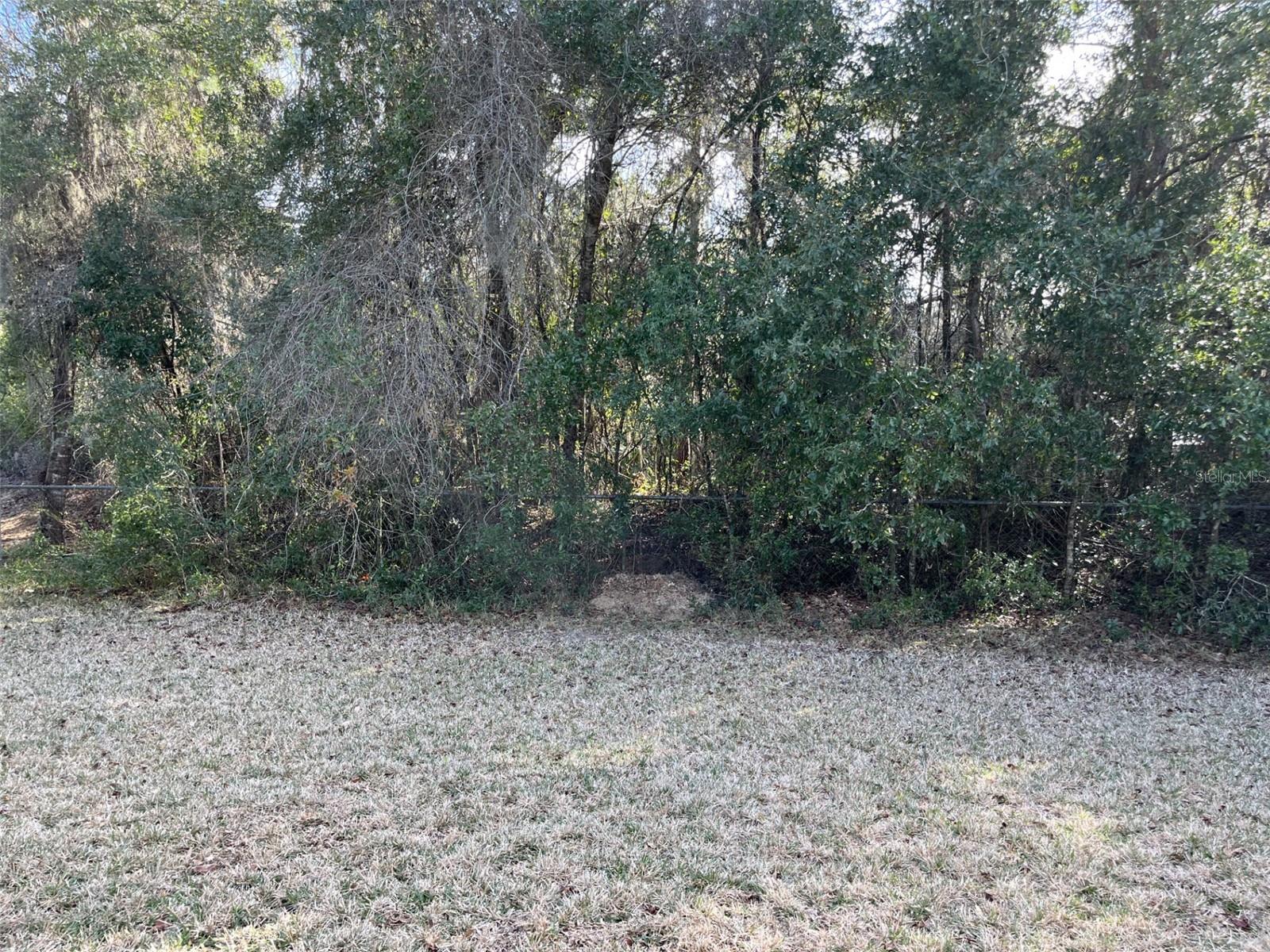 Image 37 of 70 For 19735 77th Loop