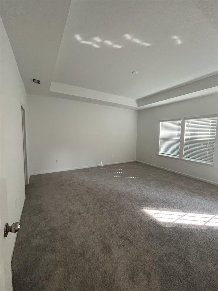 Image 54 of 70 For 19735 77th Loop