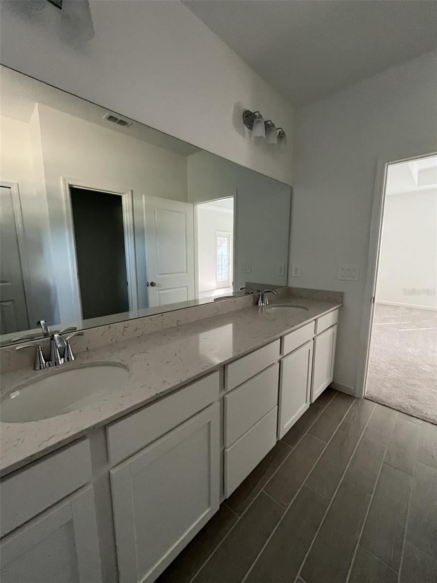 Image 61 of 70 For 19735 77th Loop