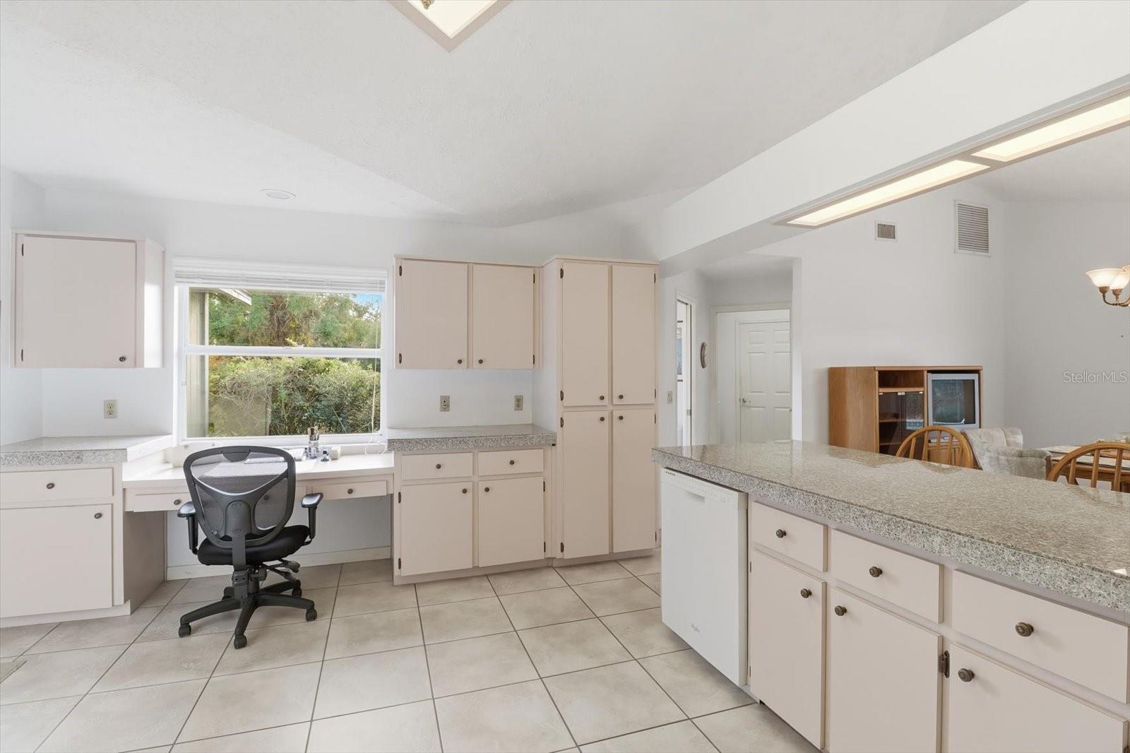 Image 12 of 51 For 8951 Sweetwater Drive