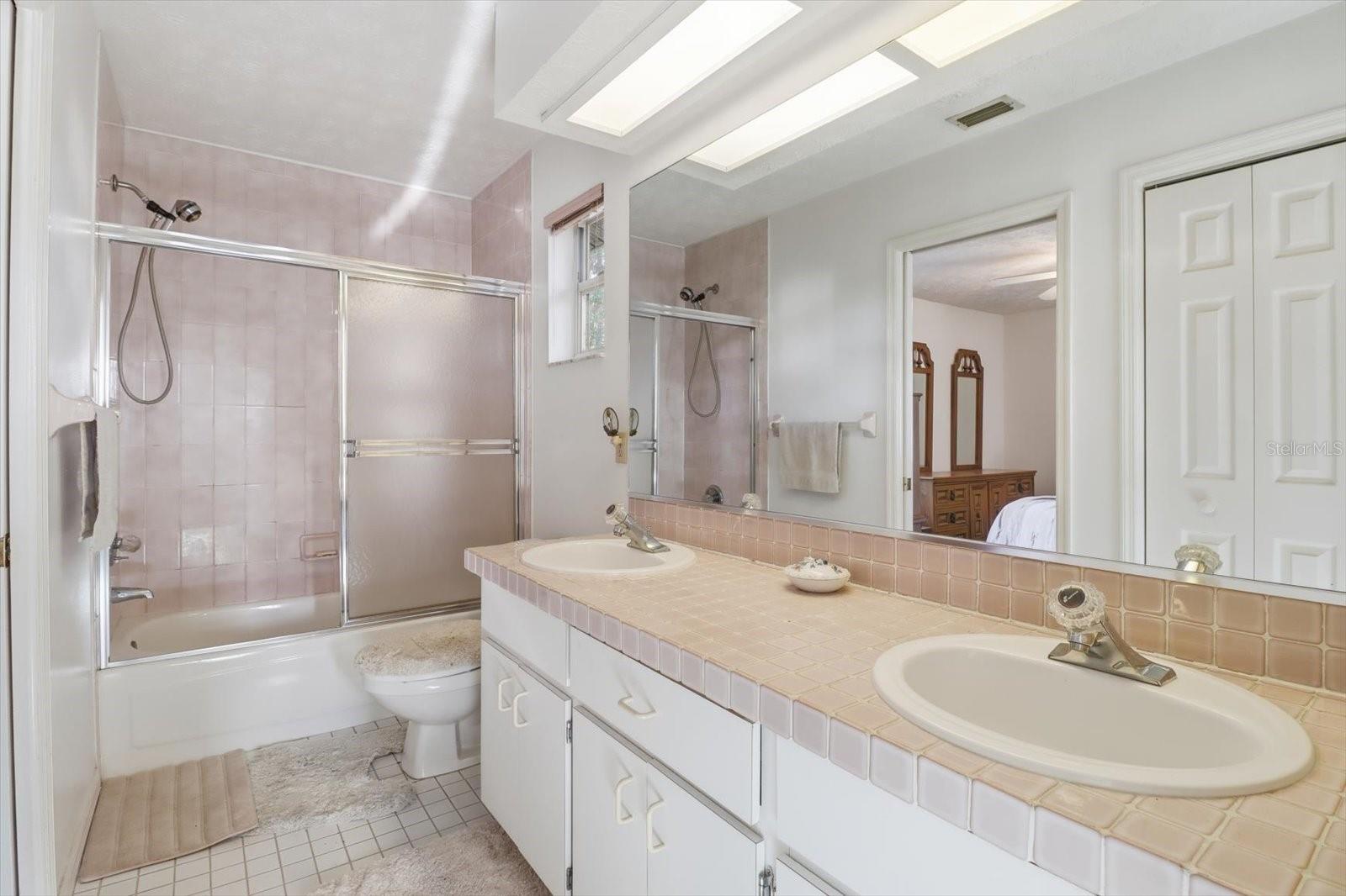 Image 23 of 51 For 8951 Sweetwater Drive