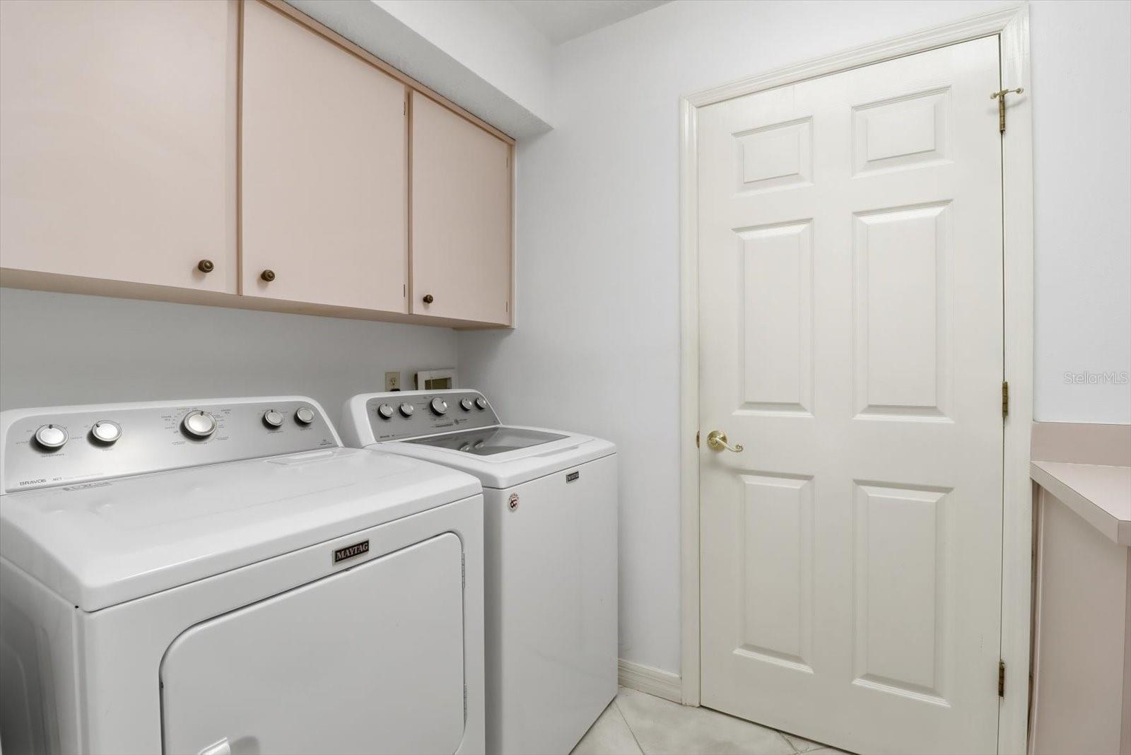 Image 29 of 51 For 8951 Sweetwater Drive