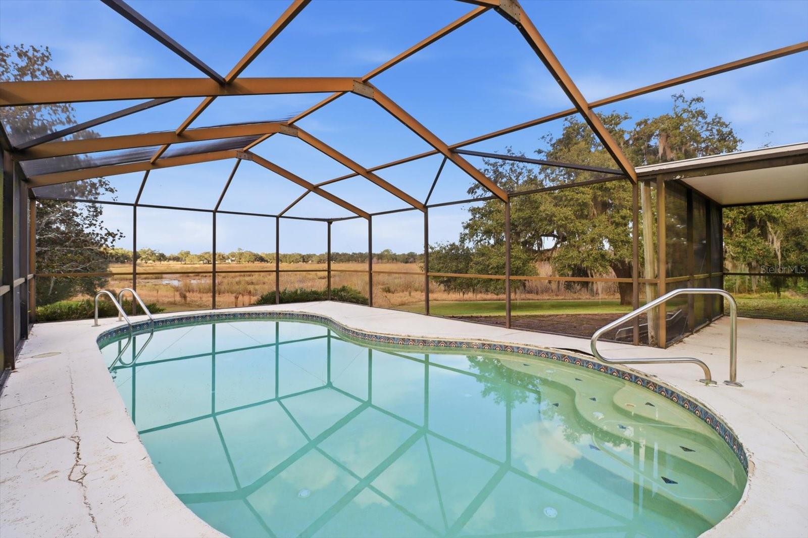 Image 36 of 51 For 8951 Sweetwater Drive