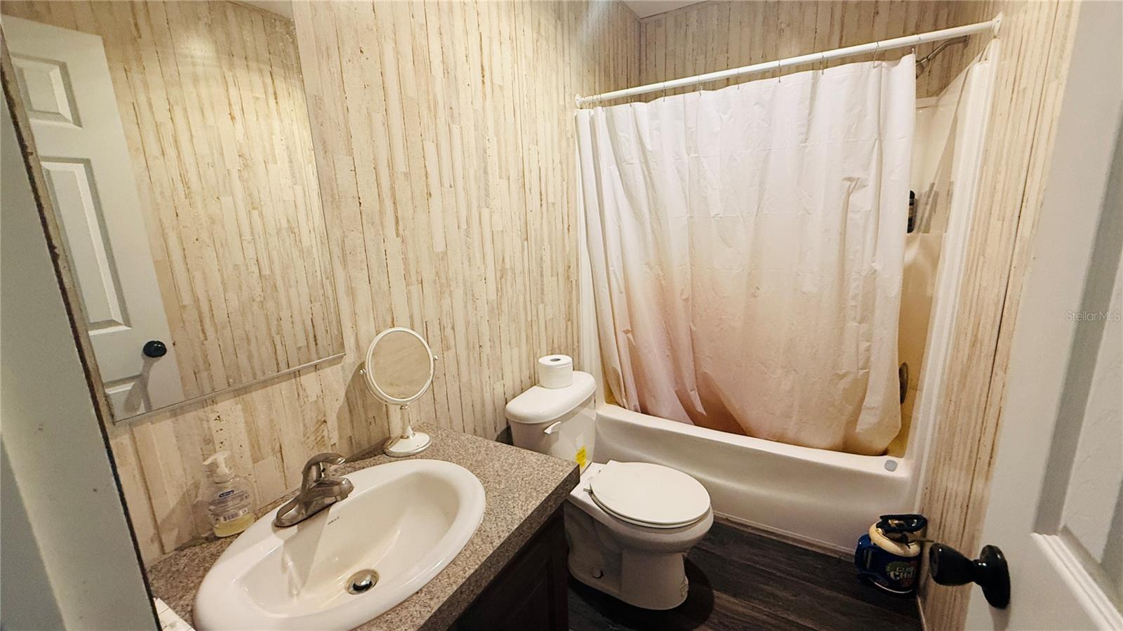 Image 7 of 14 For 12992 106th Court