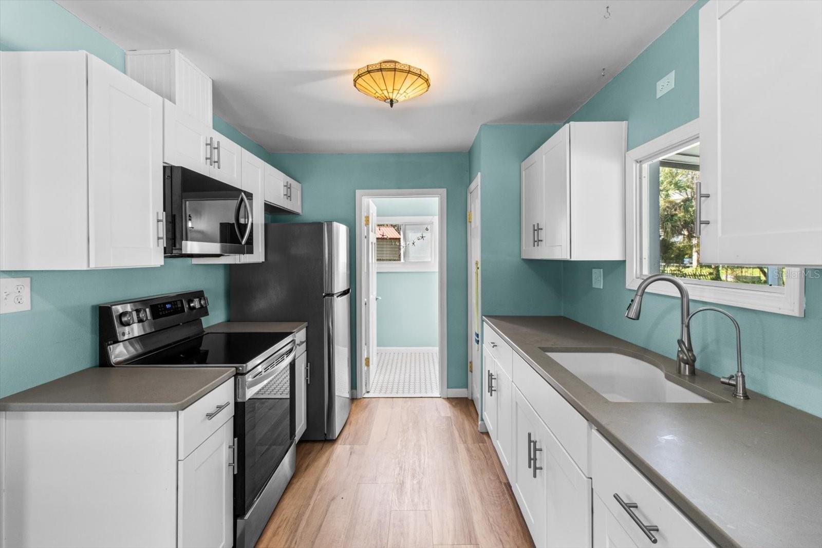 Image 11 of 43 For 7 65th Street