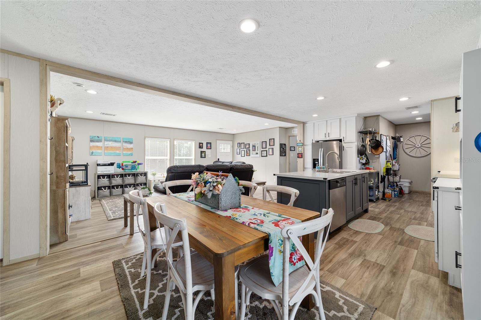 Image 17 of 76 For 18427 60th Street