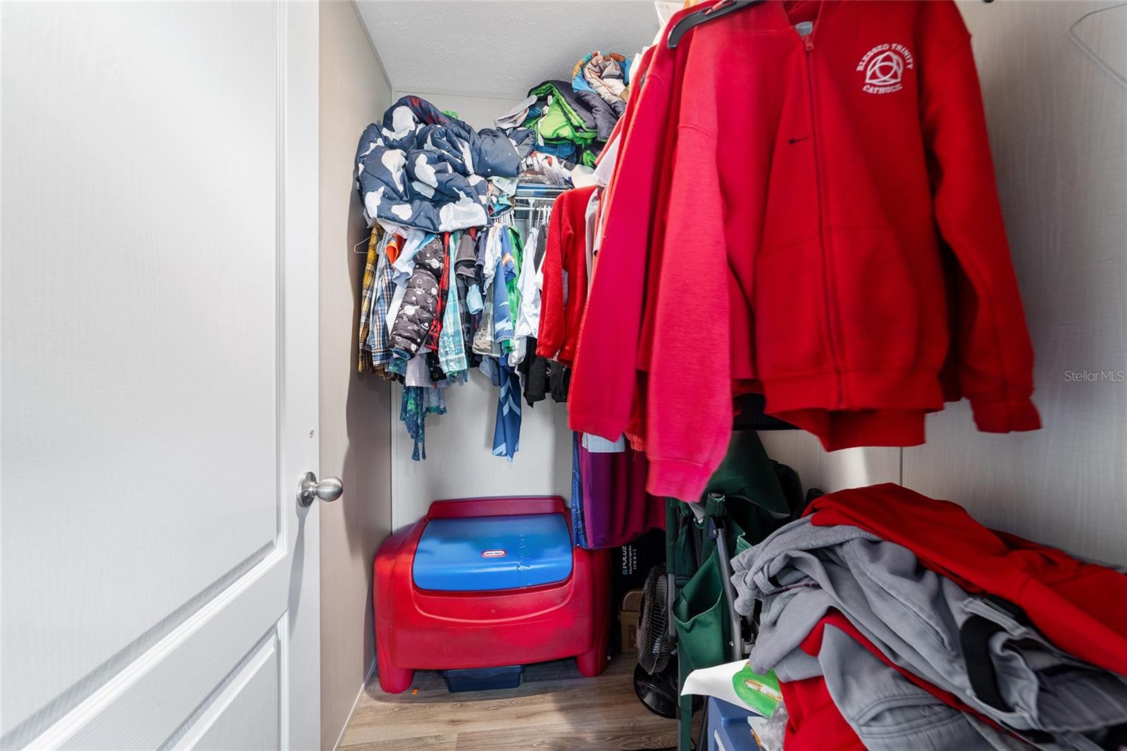 Image 48 of 76 For 18427 60th Street