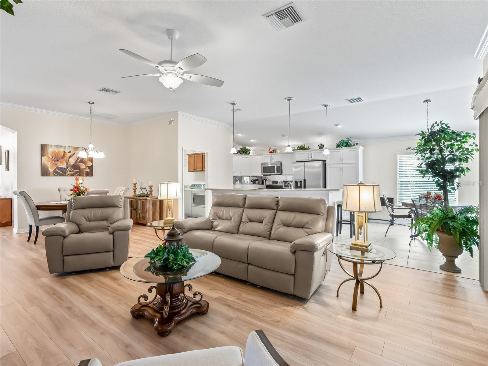 Image 31 of 35 For 1967 Flowersville Place