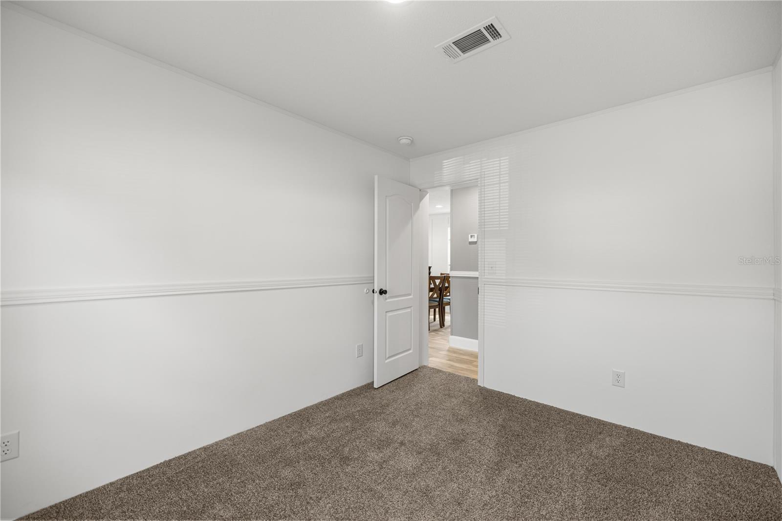 Image 21 of 32 For 1550 162nd Street