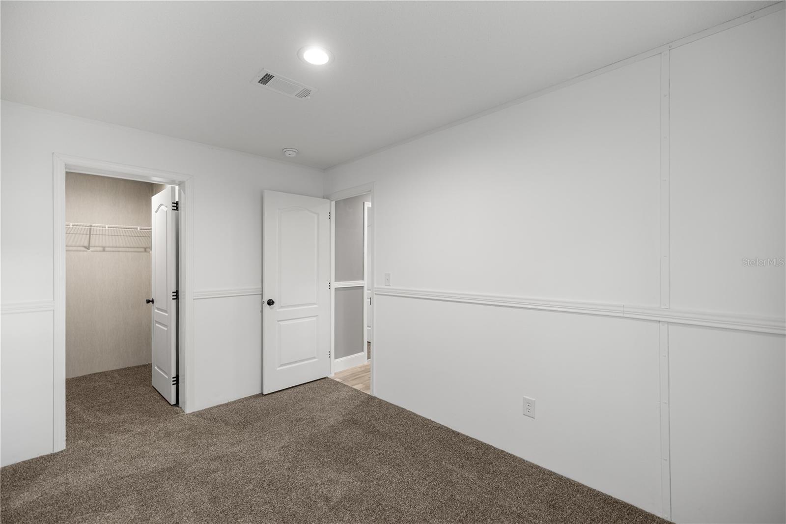 Image 25 of 32 For 1550 162nd Street