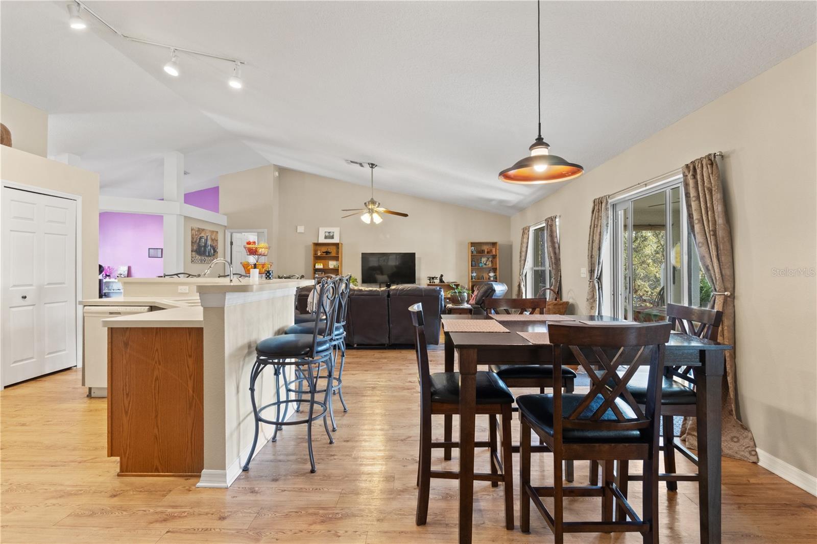 Image 12 of 26 For 4239 Dorchester Circle