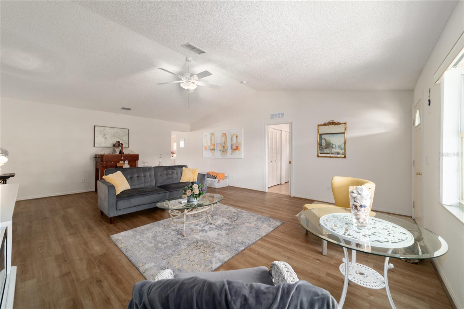 Image 11 of 44 For 9749 97th Street