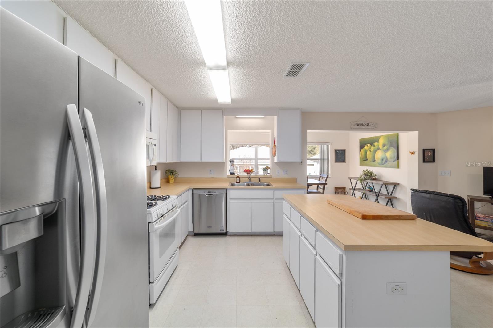 Image 22 of 44 For 9749 97th Street