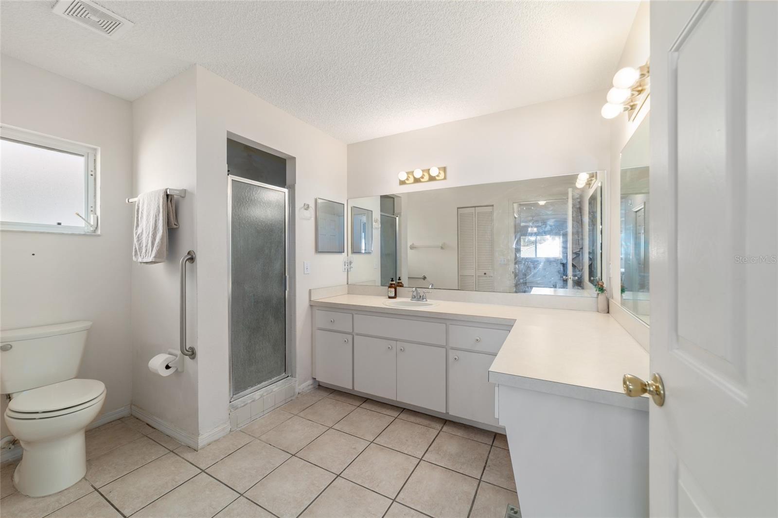 Image 28 of 44 For 9749 97th Street