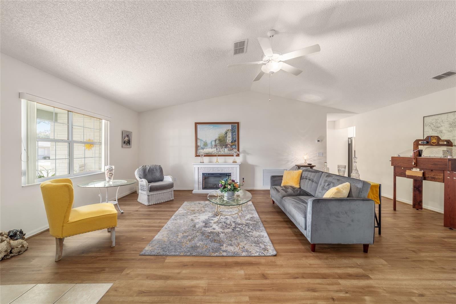 Image 7 of 44 For 9749 97th Street