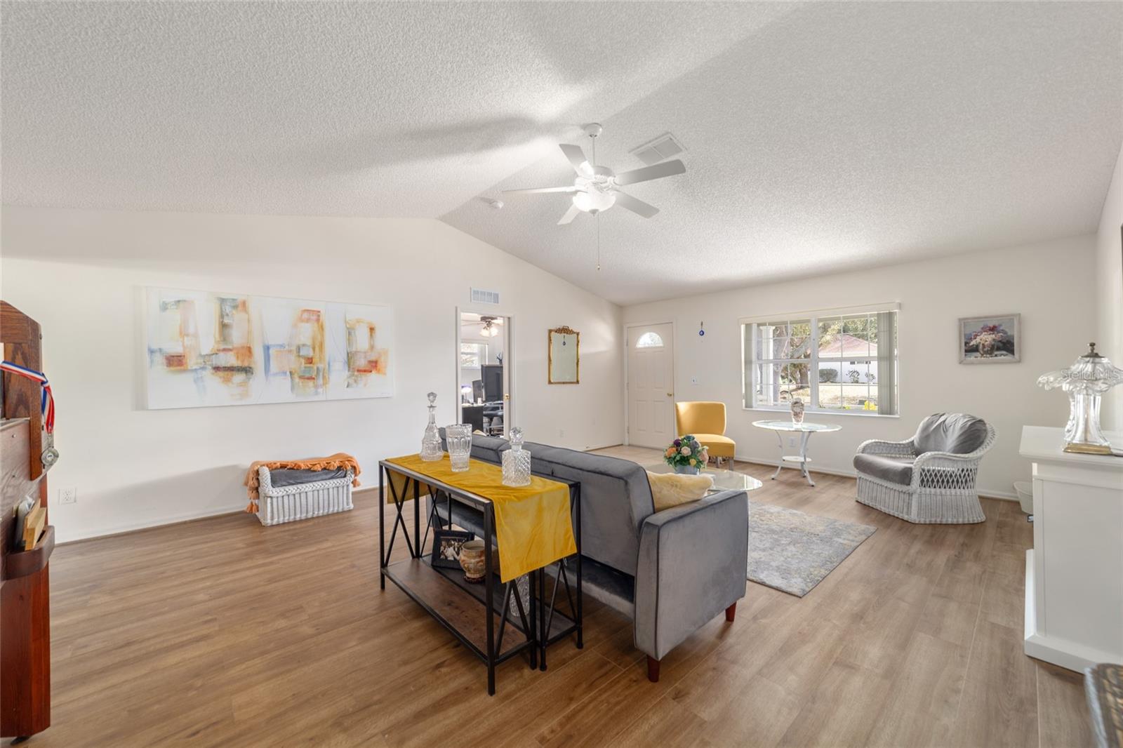 Image 9 of 44 For 9749 97th Street