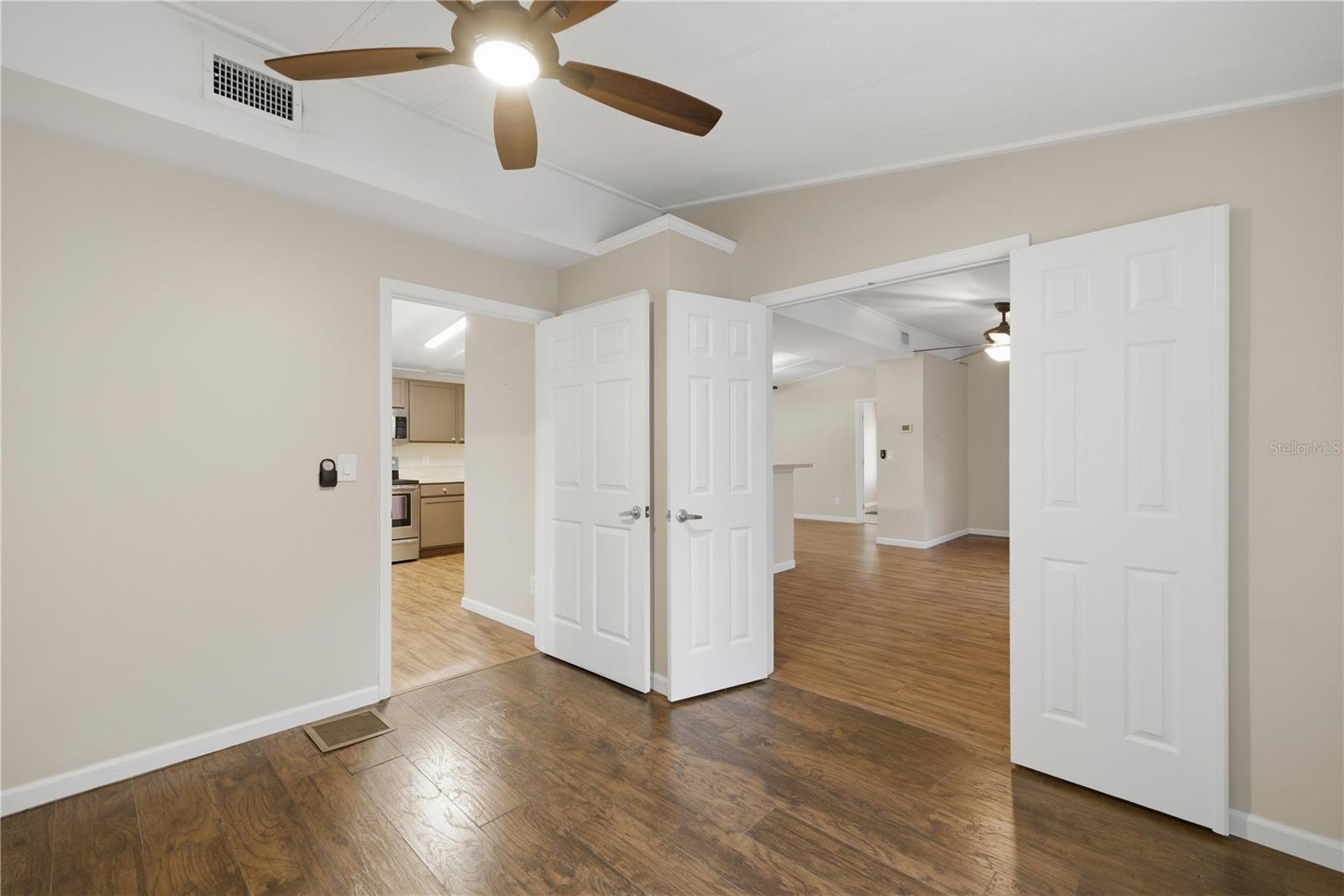 Image 19 of 33 For 14620 95th Avenue