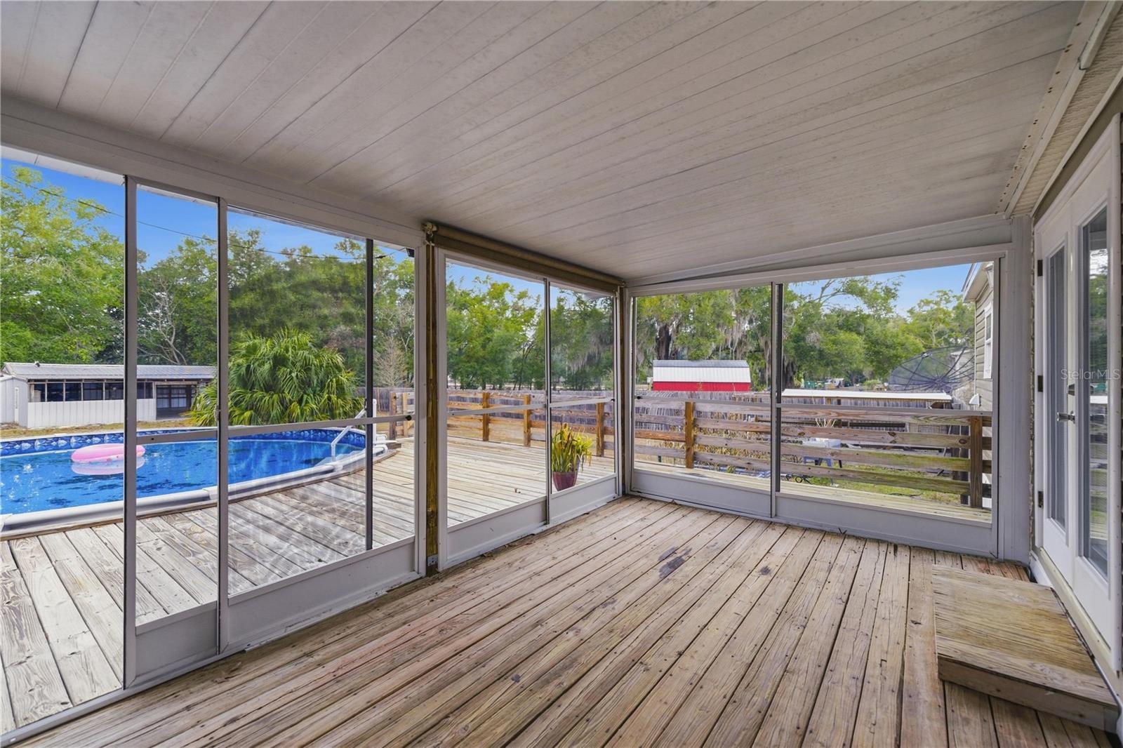 Image 25 of 33 For 14620 95th Avenue