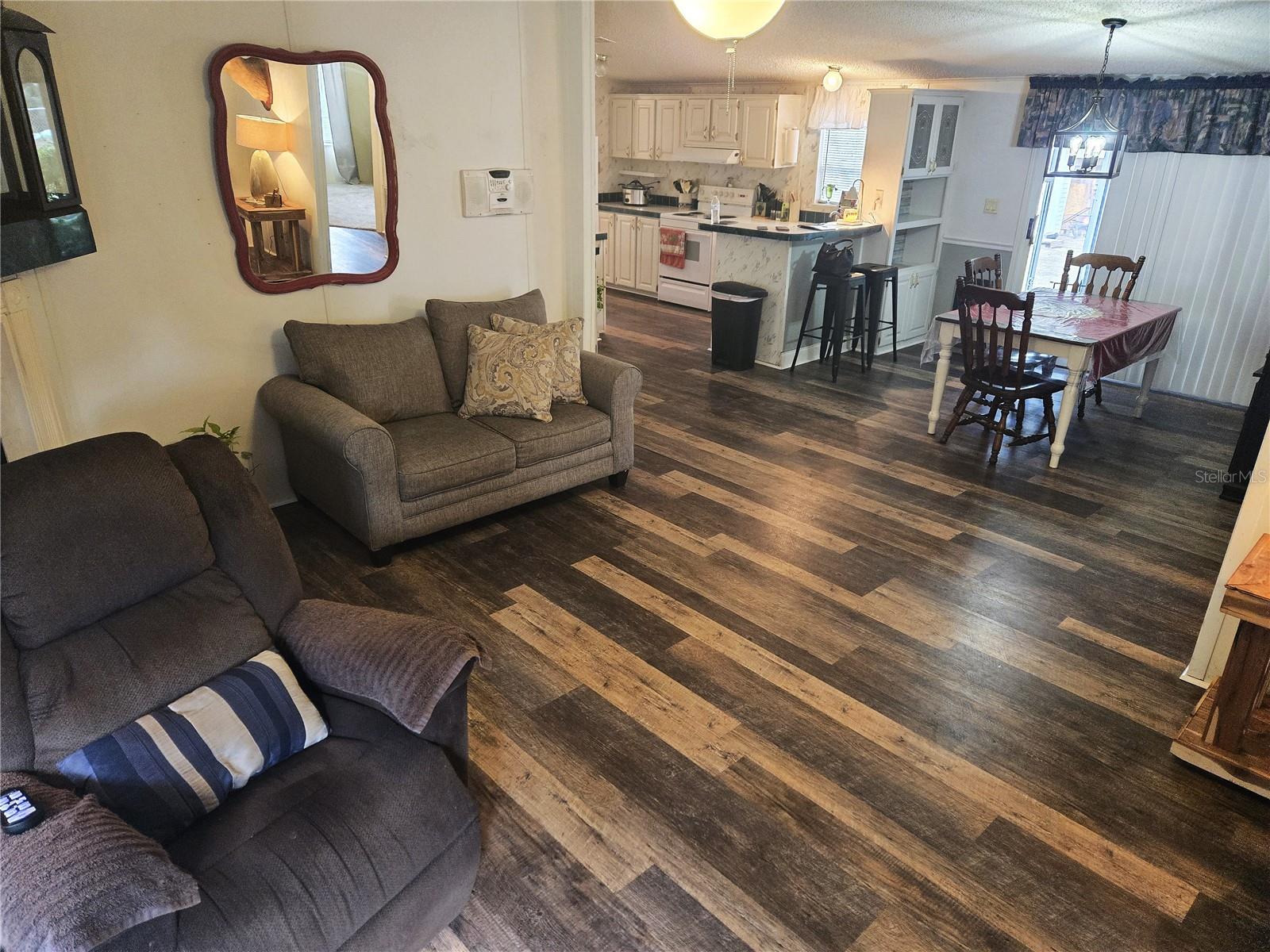 Image 4 of 23 For 2121 170th Avenue Road