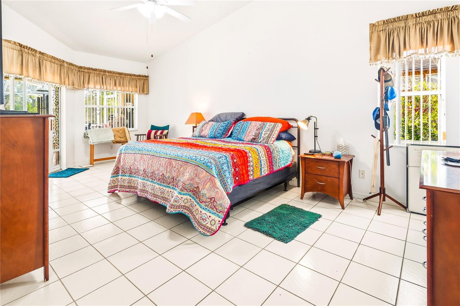 Image 18 of 42 For 771 152nd Terrace