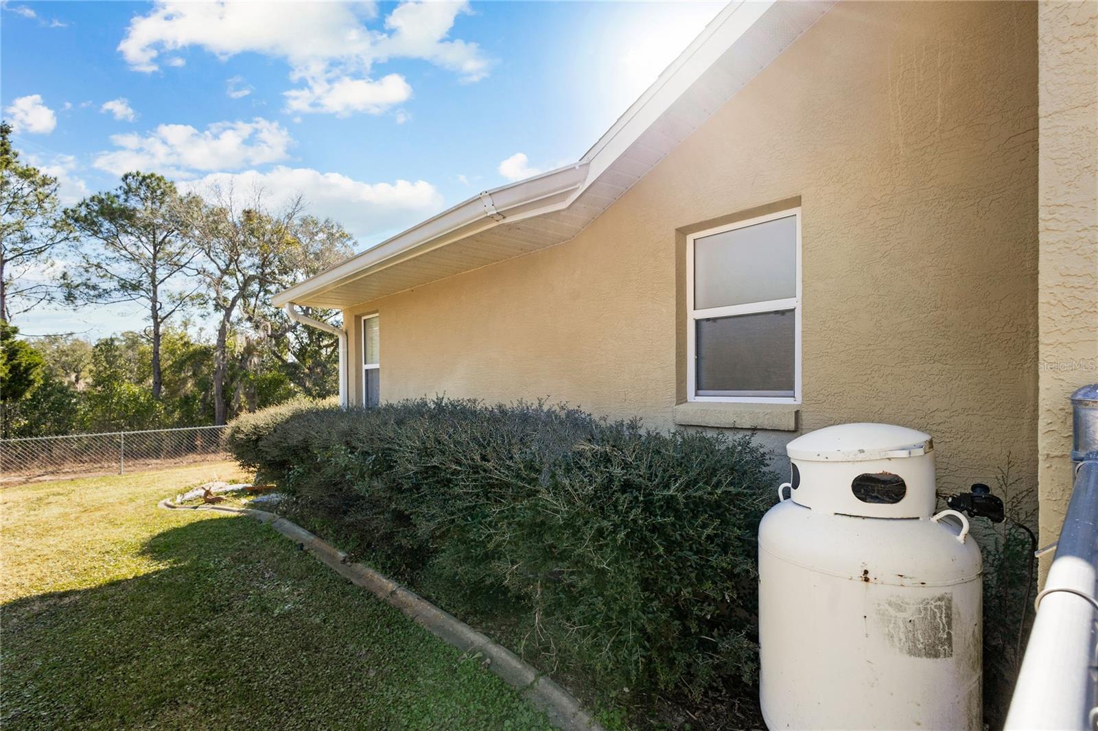 Image 4 of 42 For 771 152nd Terrace