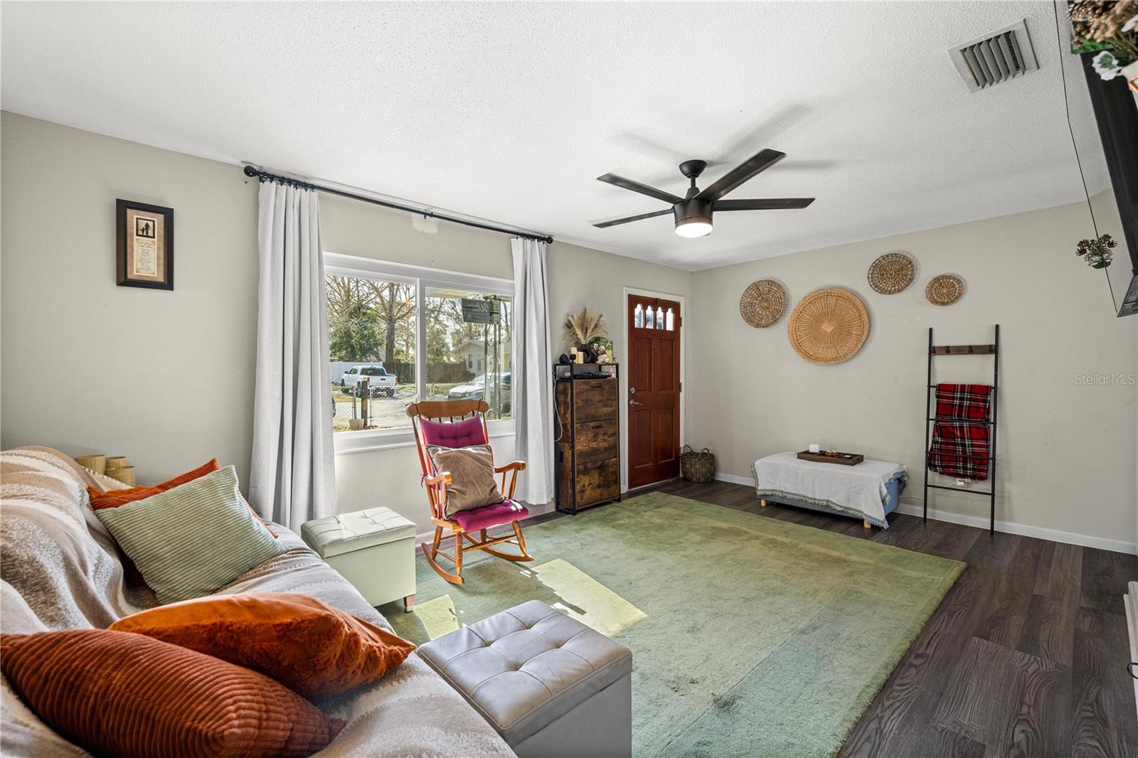 Image 3 of 20 For 1001 43rd Street