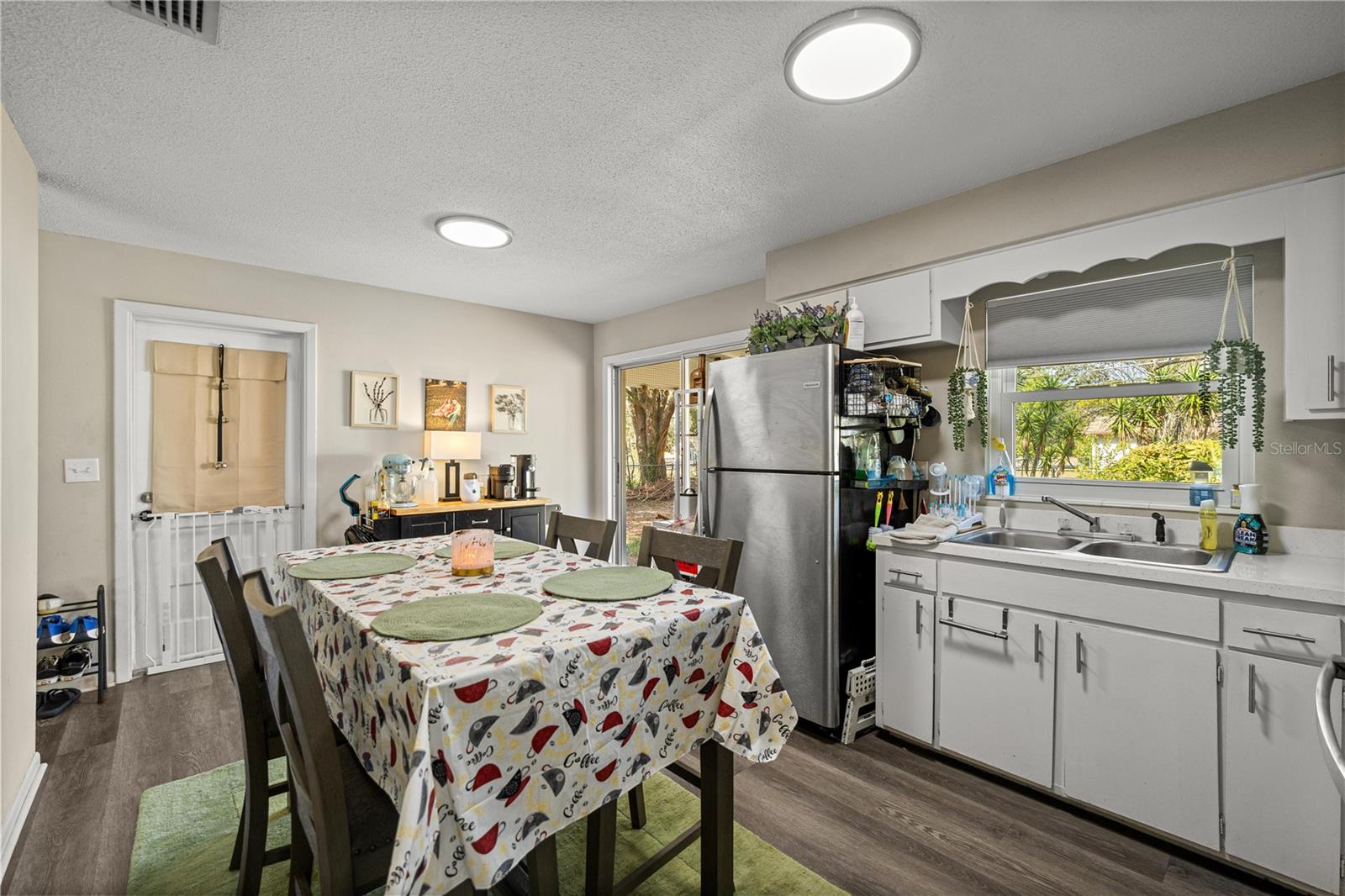 Image 4 of 20 For 1001 43rd Street