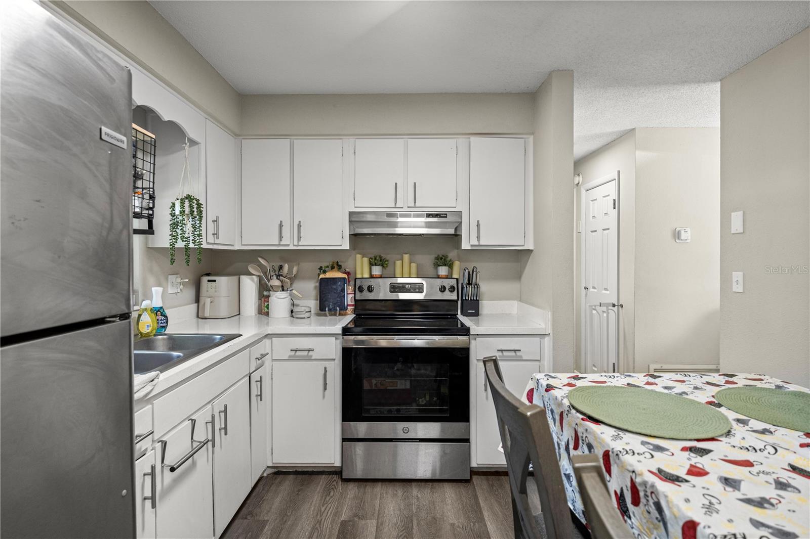 Image 5 of 20 For 1001 43rd Street