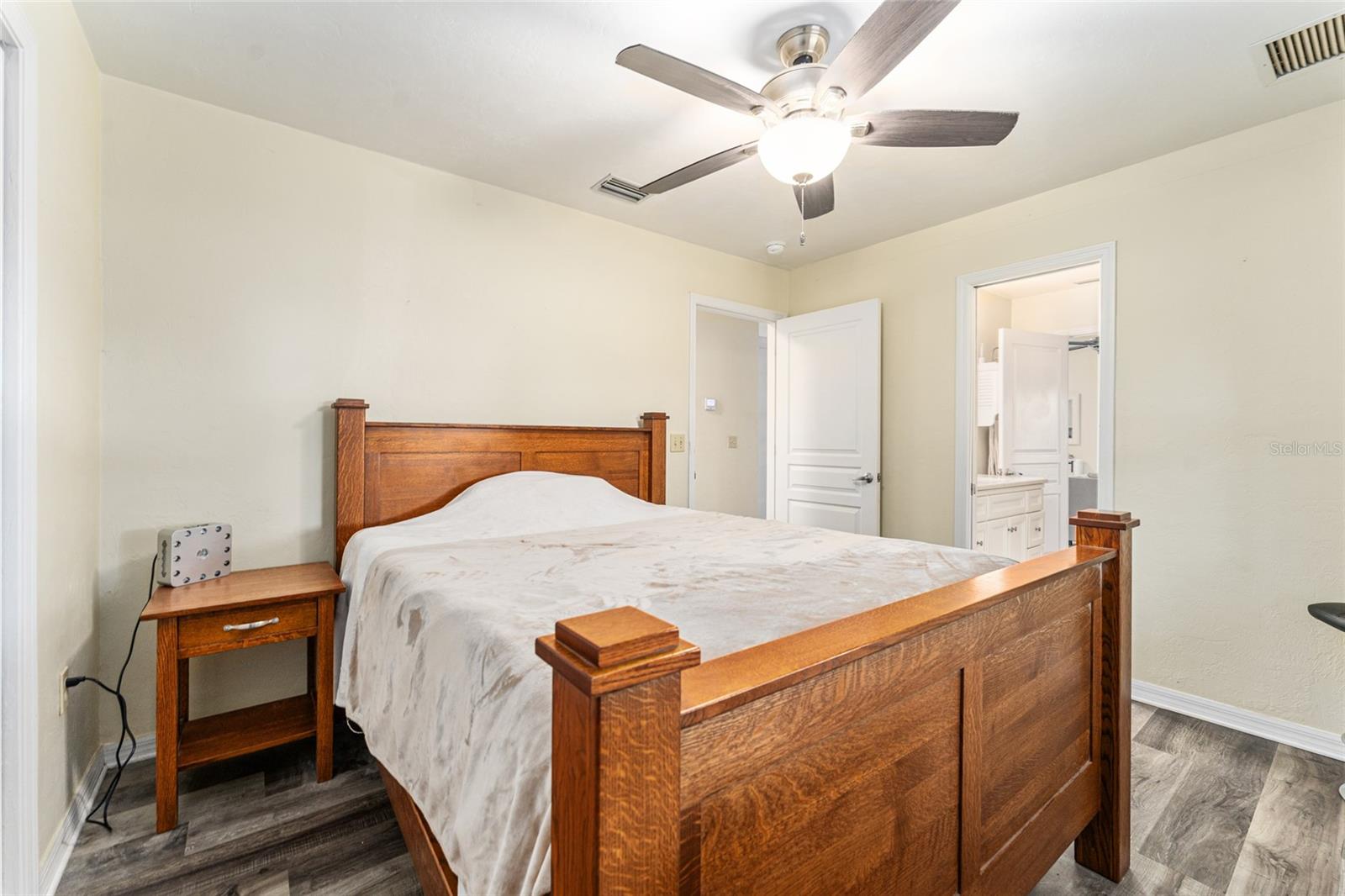 Image 12 of 69 For 15151 & 15101 162nd Terrace