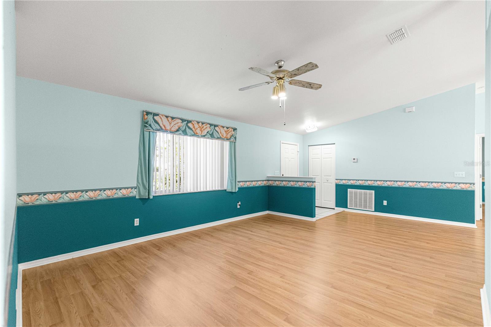 Image 10 of 51 For 10501 60th Terrace