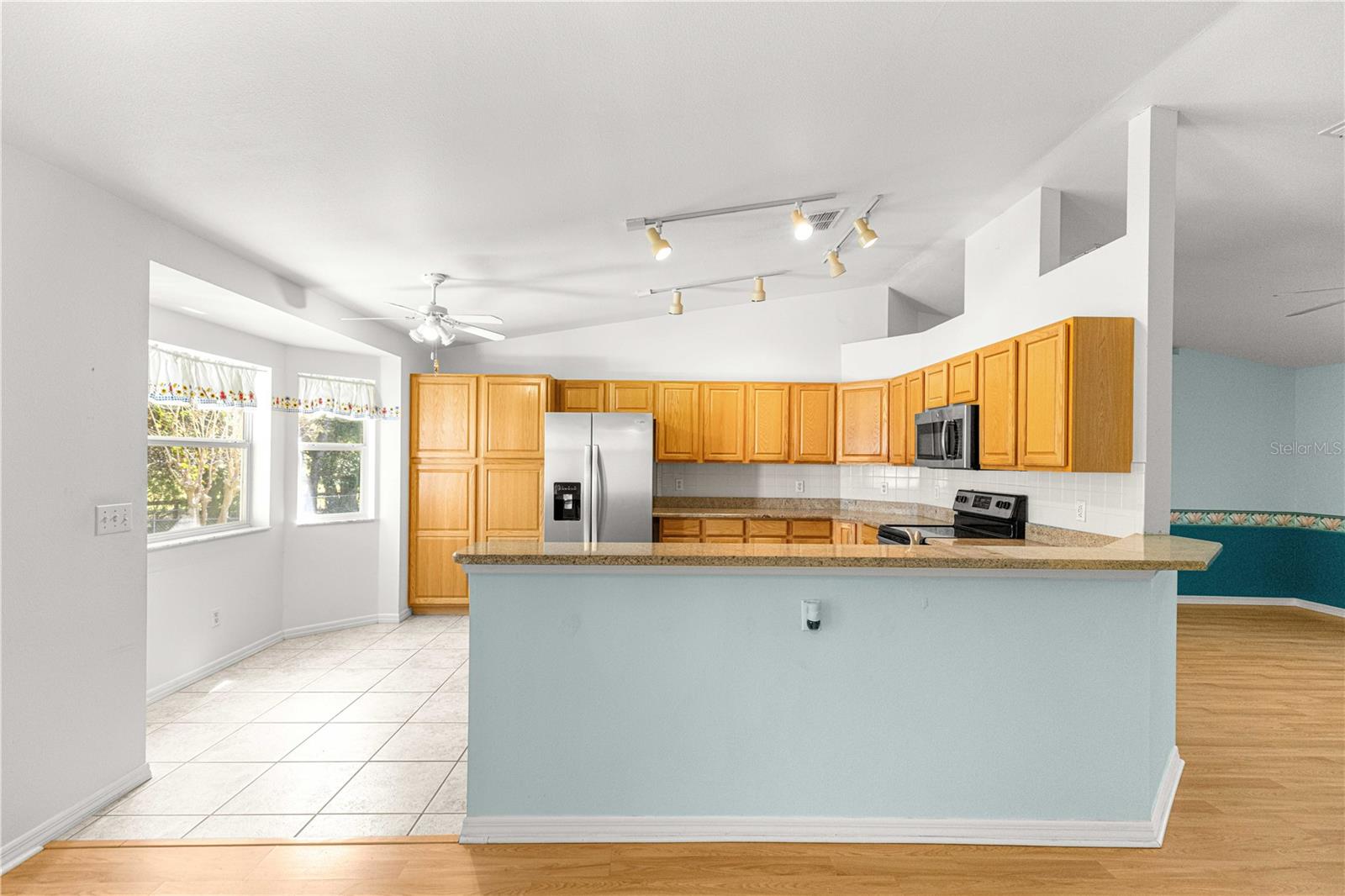 Image 24 of 51 For 10501 60th Terrace