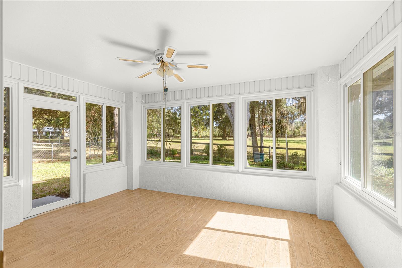 Image 29 of 51 For 10501 60th Terrace