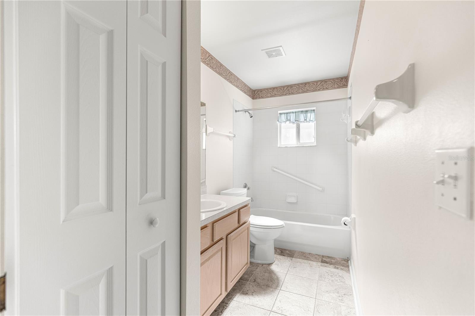 Image 8 of 51 For 10501 60th Terrace