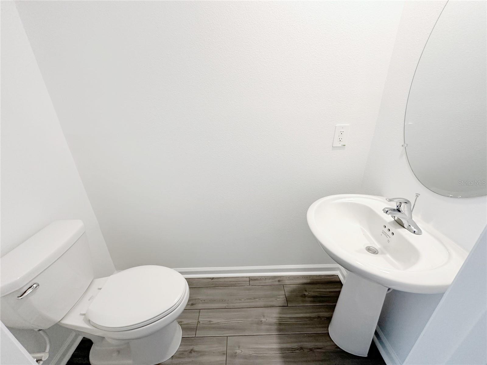 Image 25 of 27 For 3437 37th Avenue Road