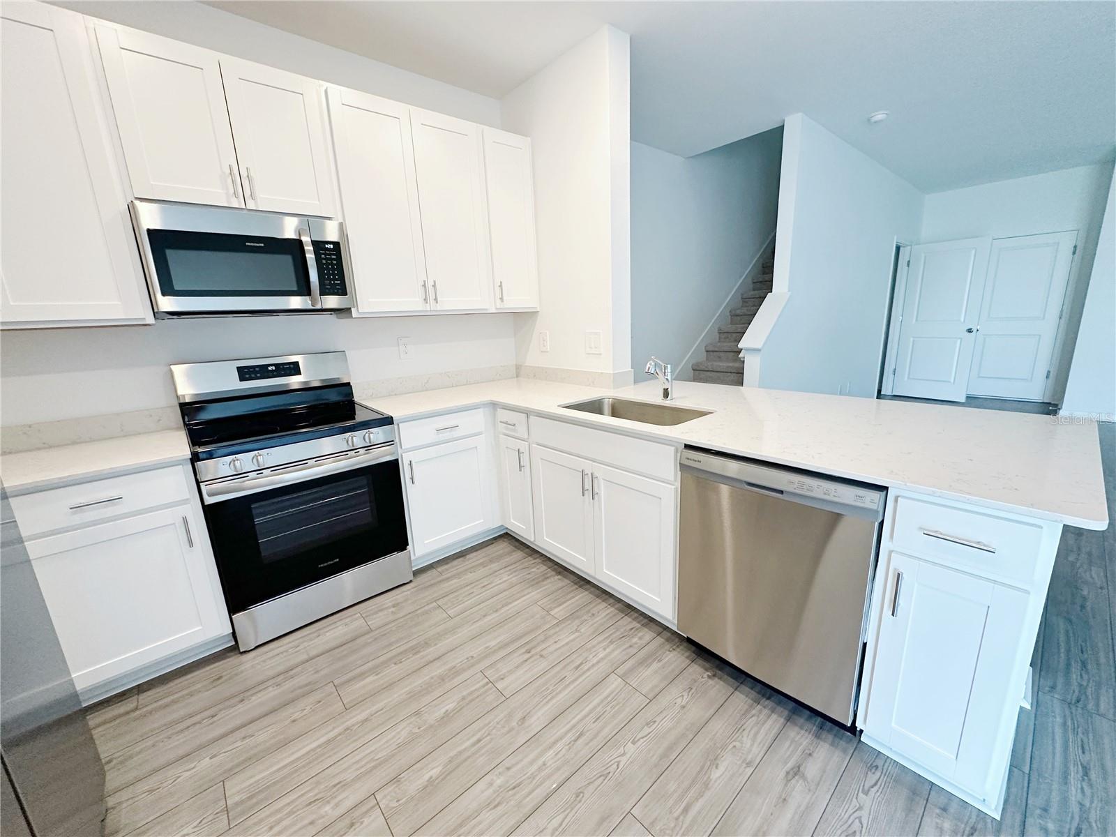 Image 5 of 27 For 3437 37th Avenue Road