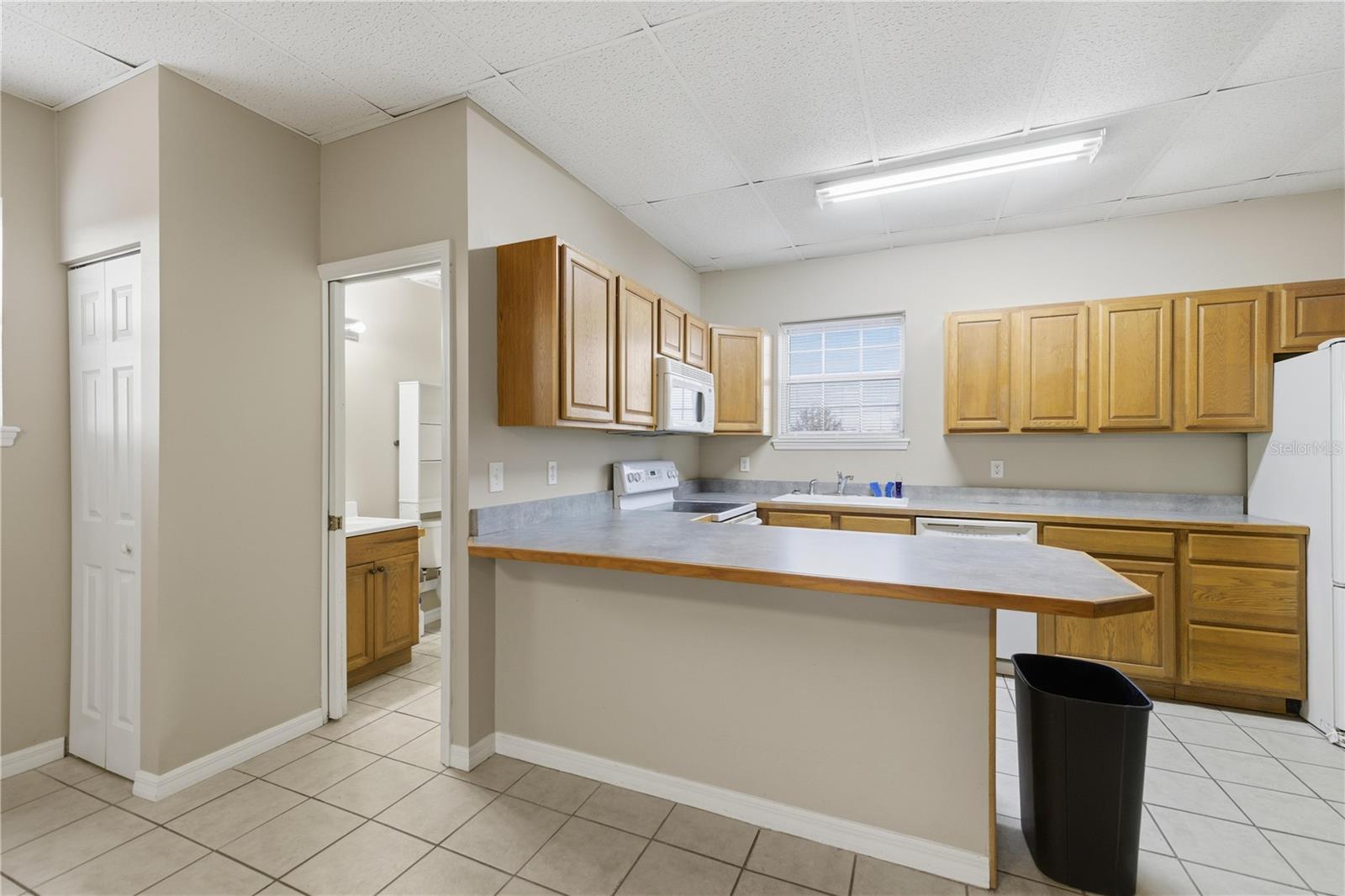 Image 15 of 44 For 9900 Sunset Harbor Road