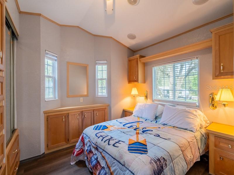 Image 16 of 31 For 15991 243rd Place Road 31