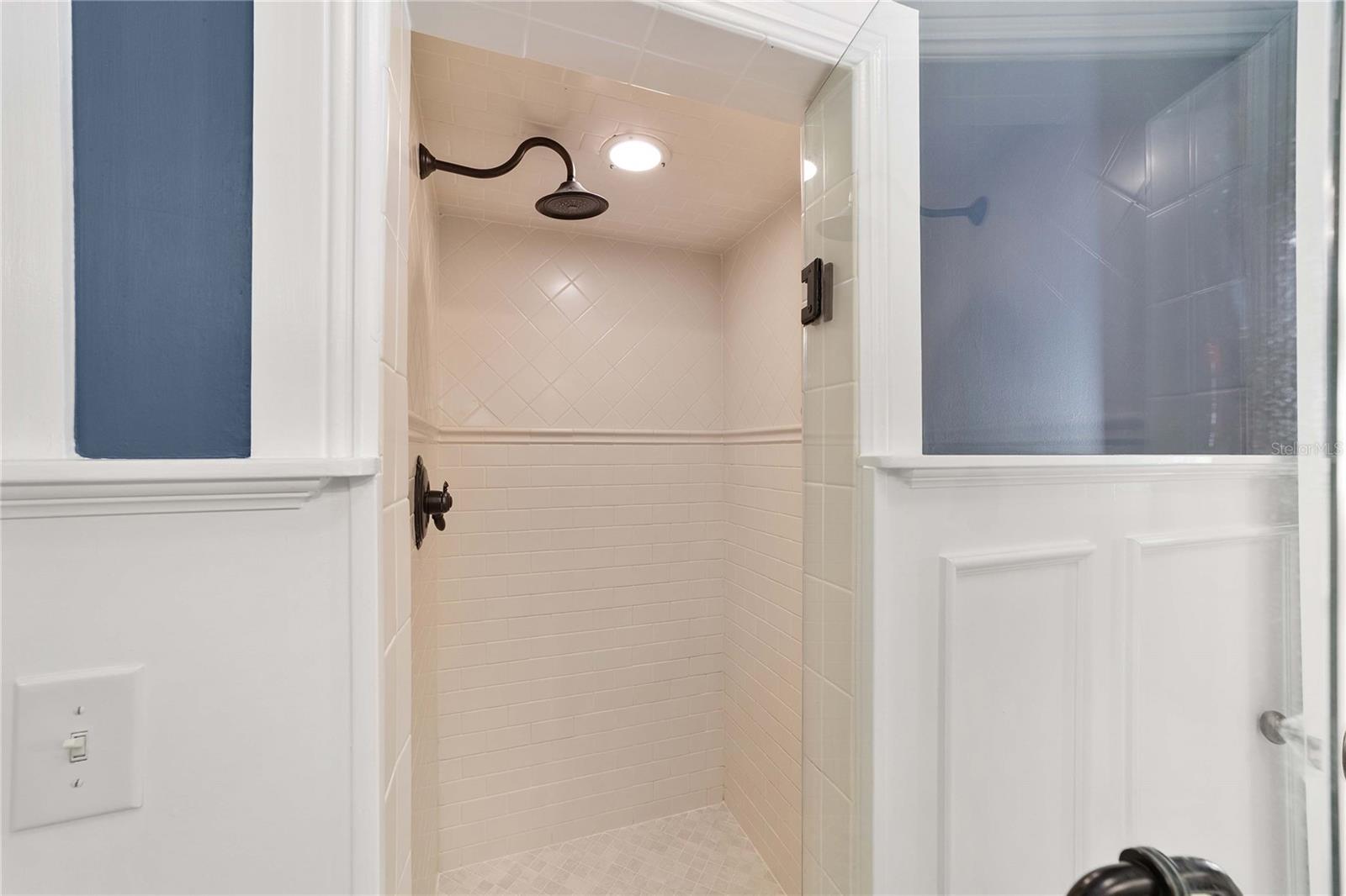 Image 27 of 44 For 1214 7th Street