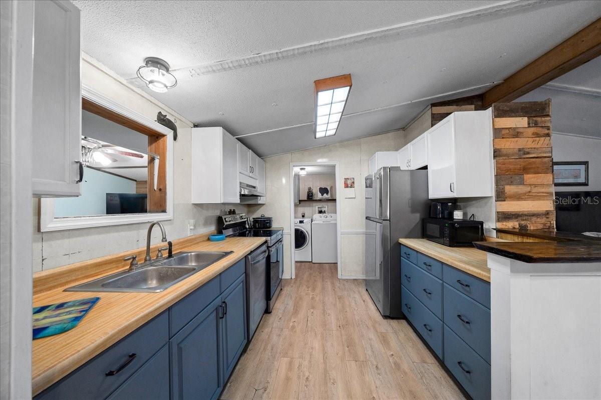 Image 8 of 44 For 454 117th Court