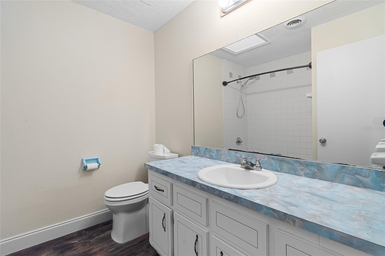 Image 15 of 33 For 2779 38th Street