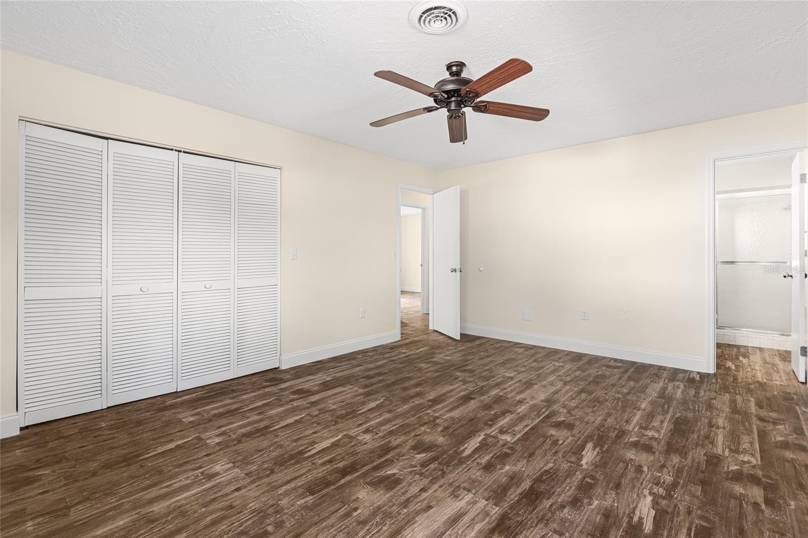 Image 19 of 33 For 2779 38th Street