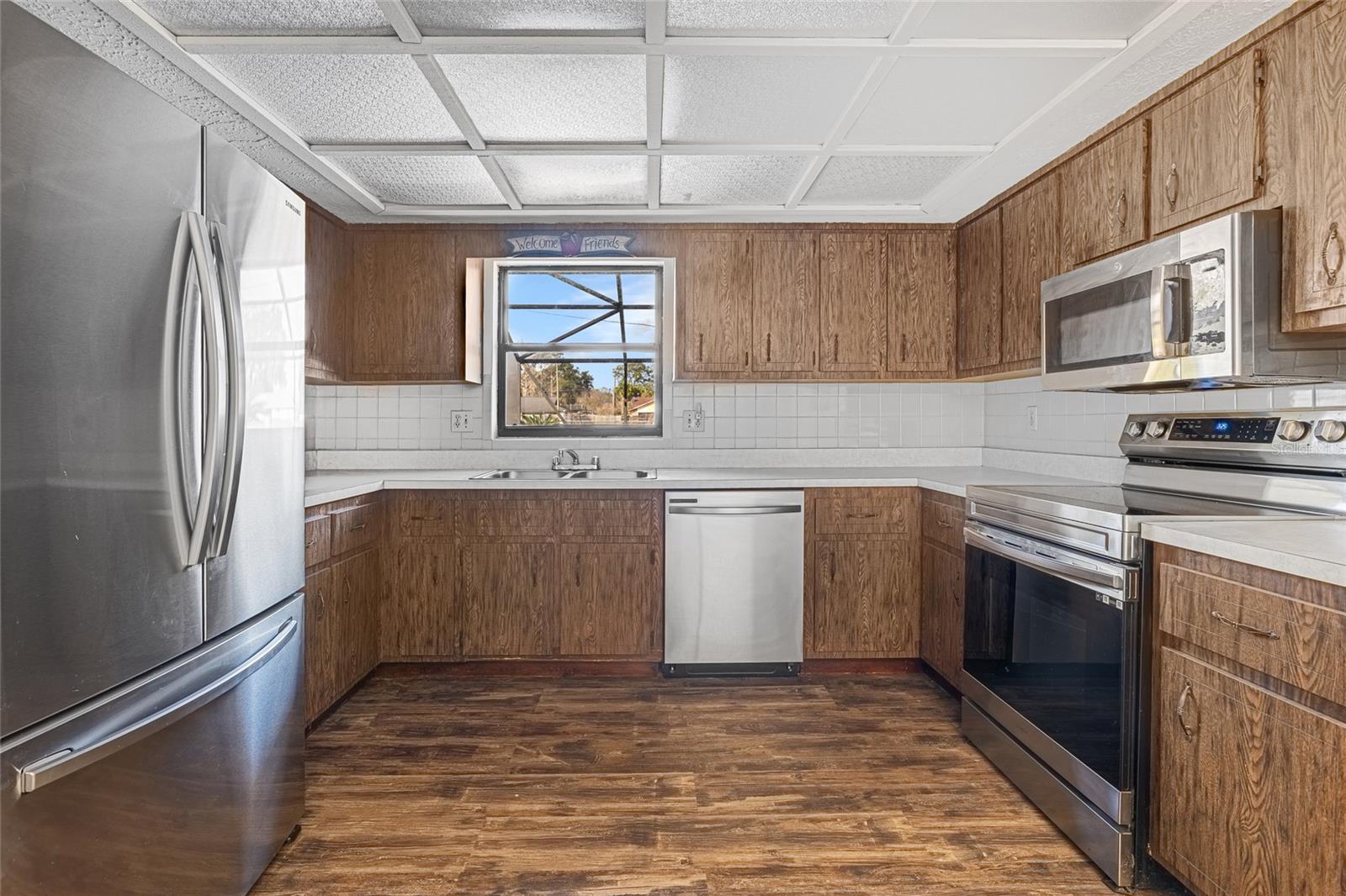 Image 25 of 33 For 2779 38th Street