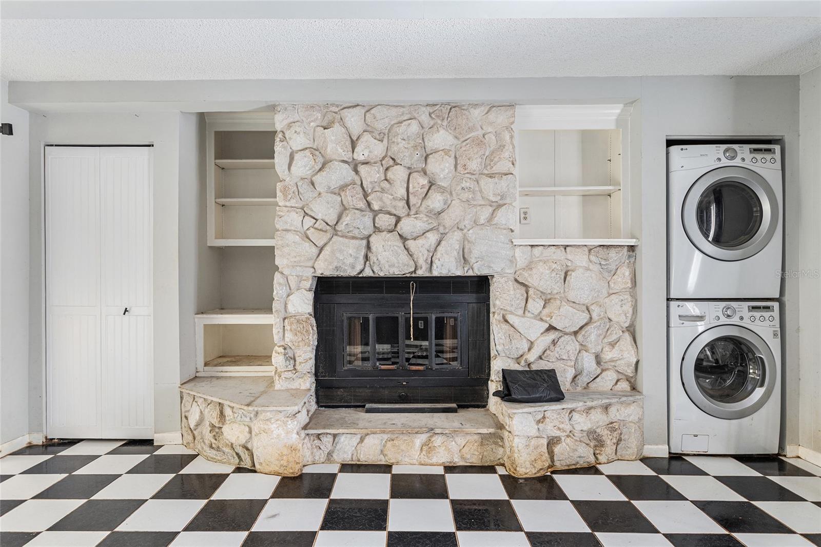 Image 14 of 46 For 9951 88th Court Road C